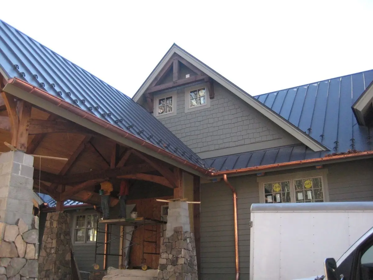 Craftsman Roofing team delivering quality roofing work in Socorro